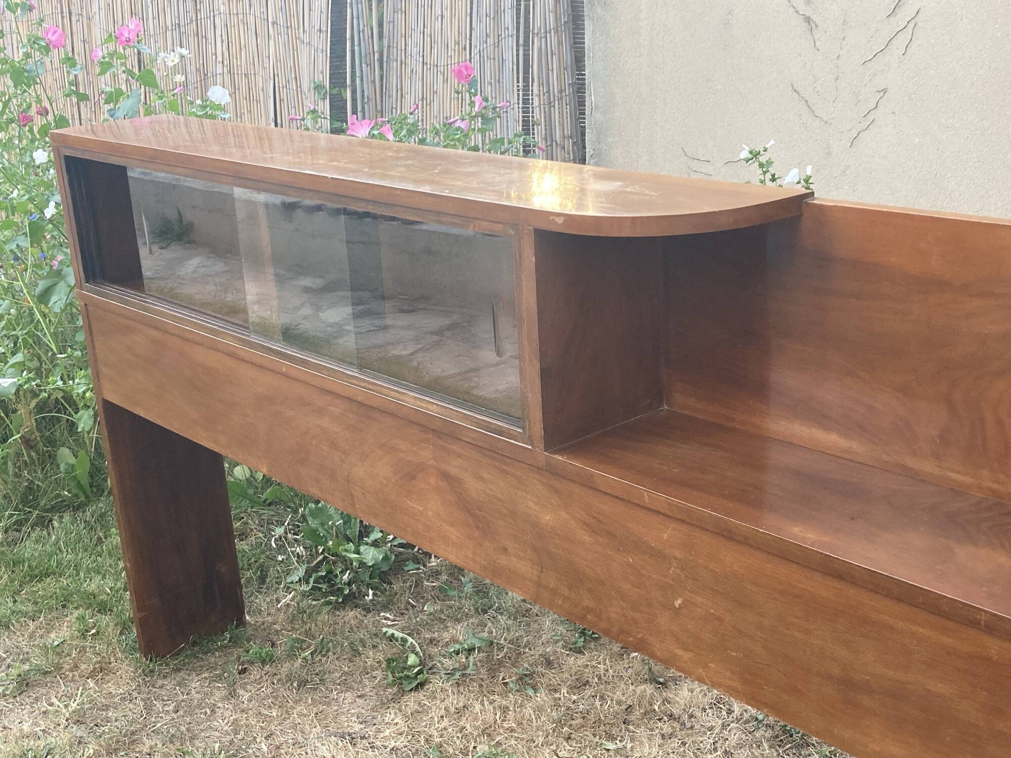 Cosy corner & headboard