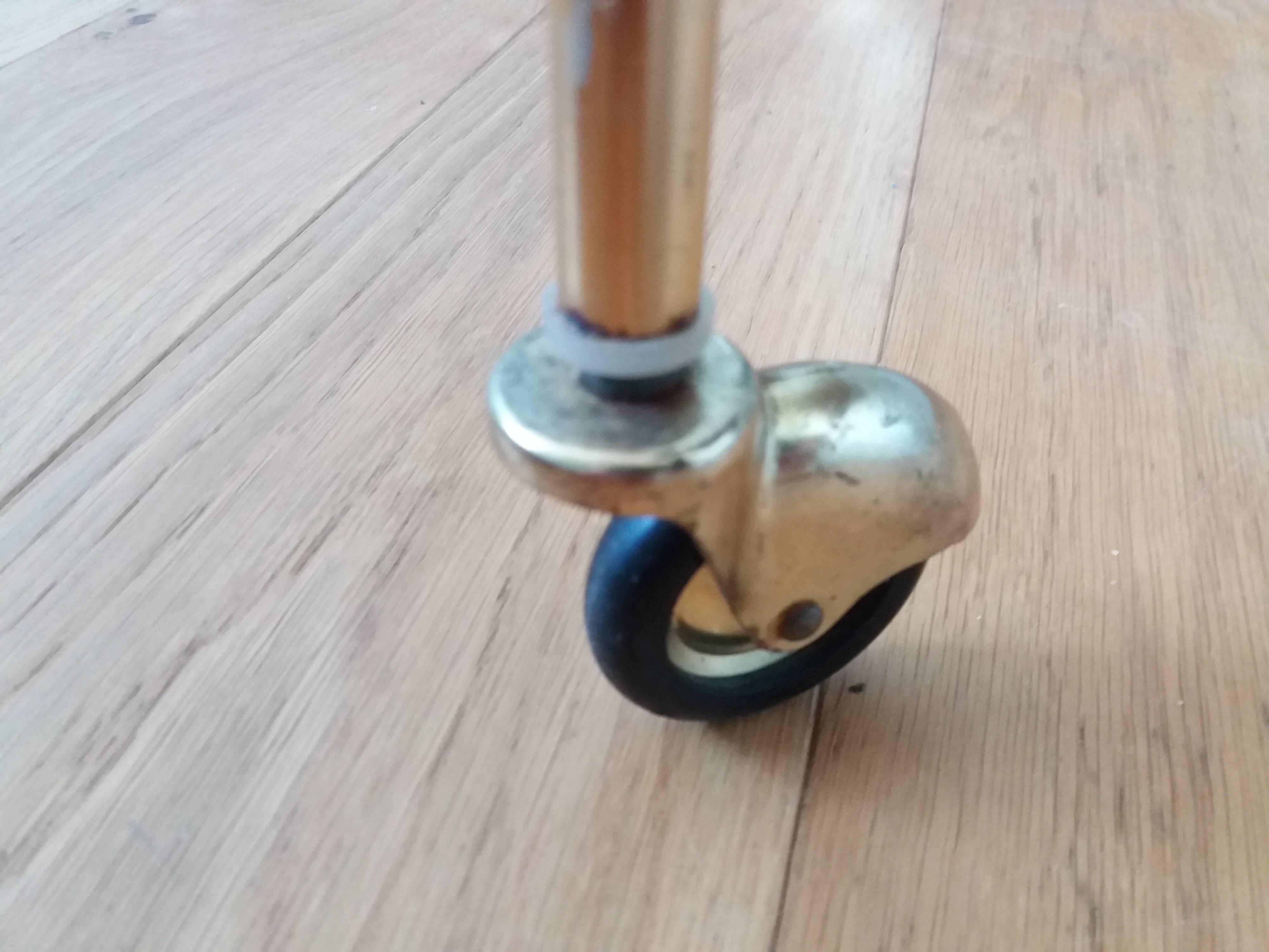 Vinyl hi-fi console with wheels in gold metal and wood