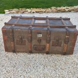 Travel trunk