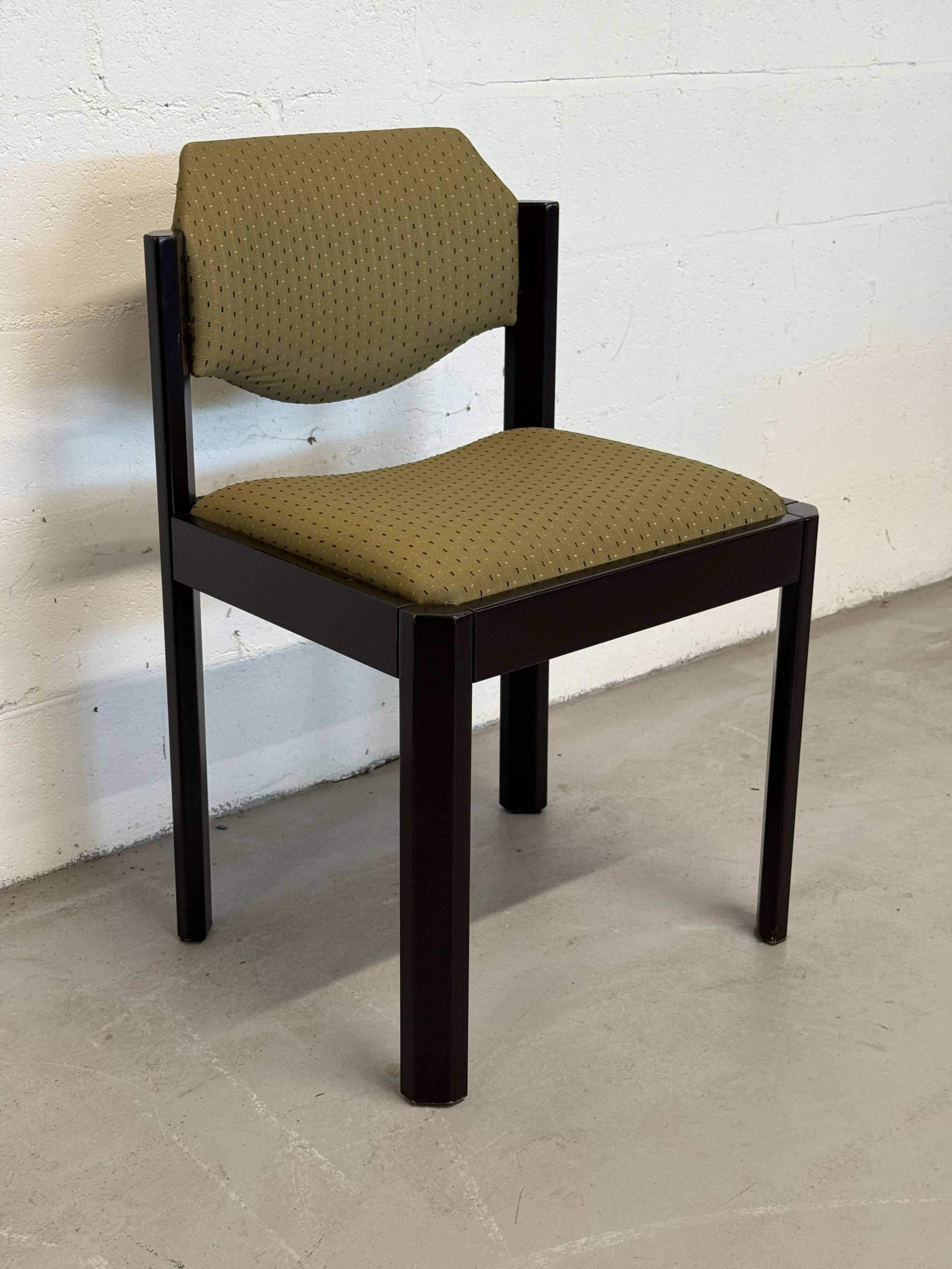 Ensemble de 6 chaises de salle à manger italiennes vintage