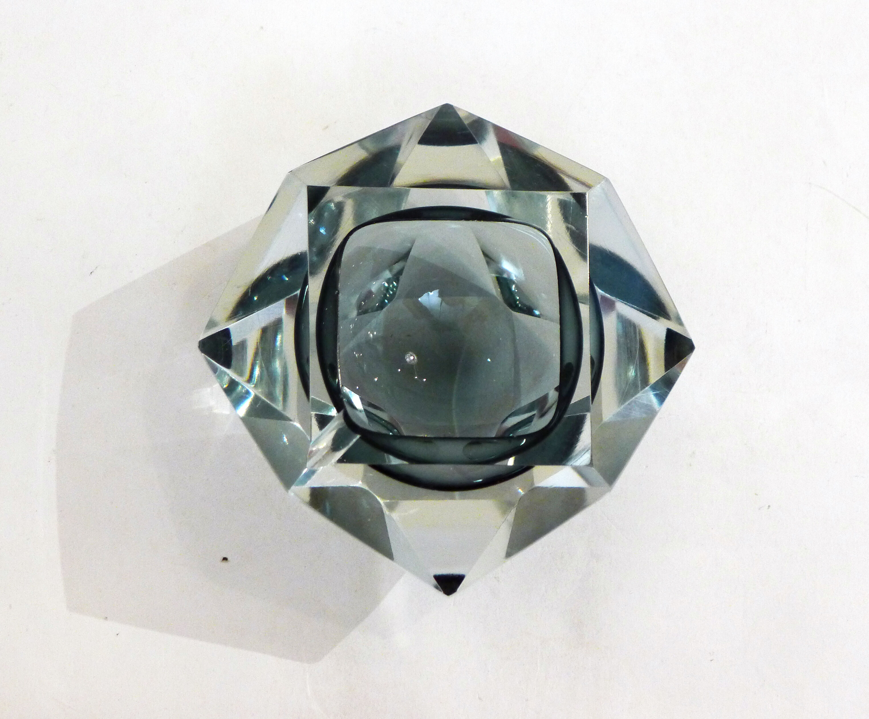 Ashtray Sommerso Murano faceted grey