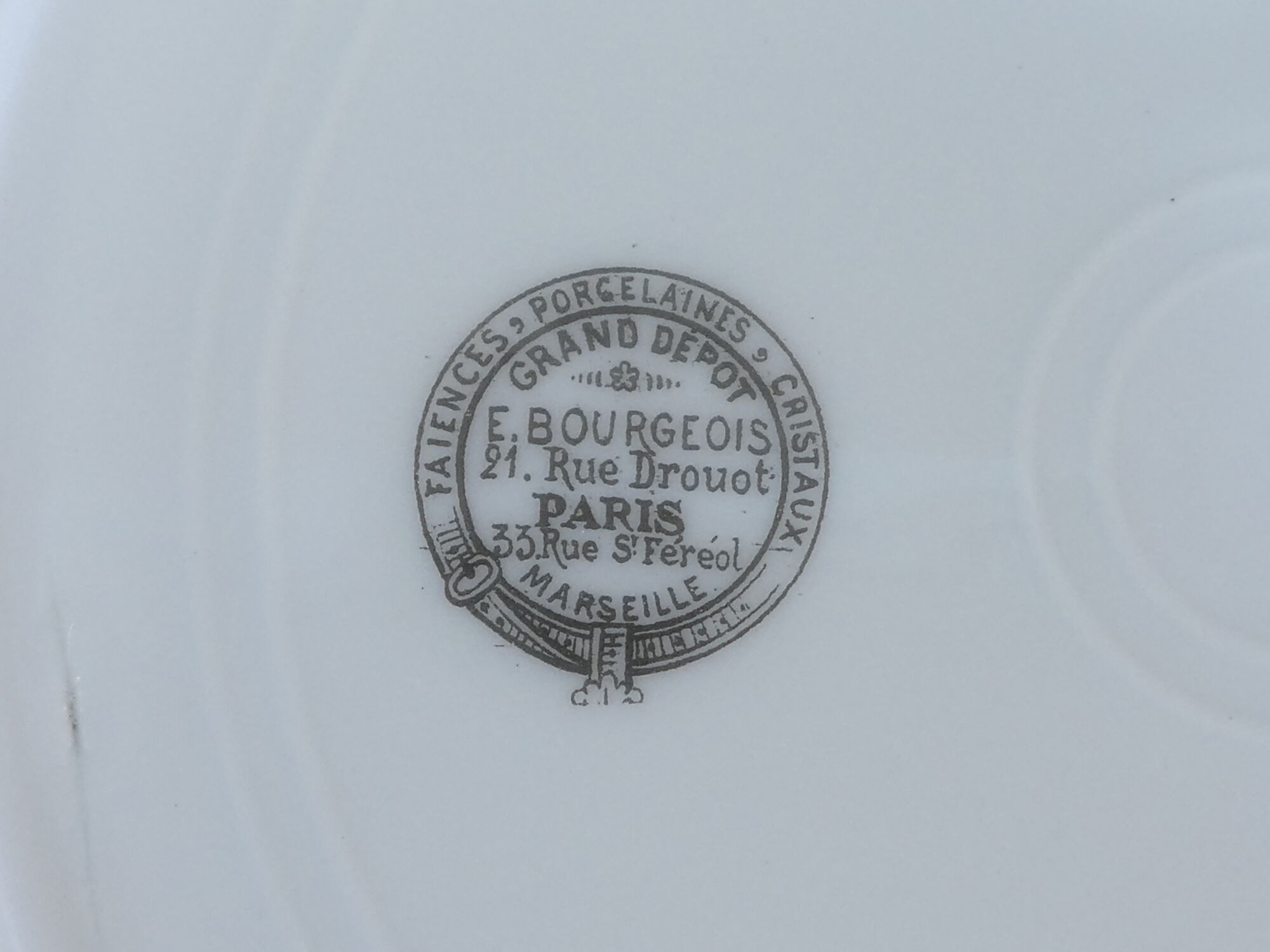 12 Limoges porcelain dinner plates for E.Bourgeois Paris