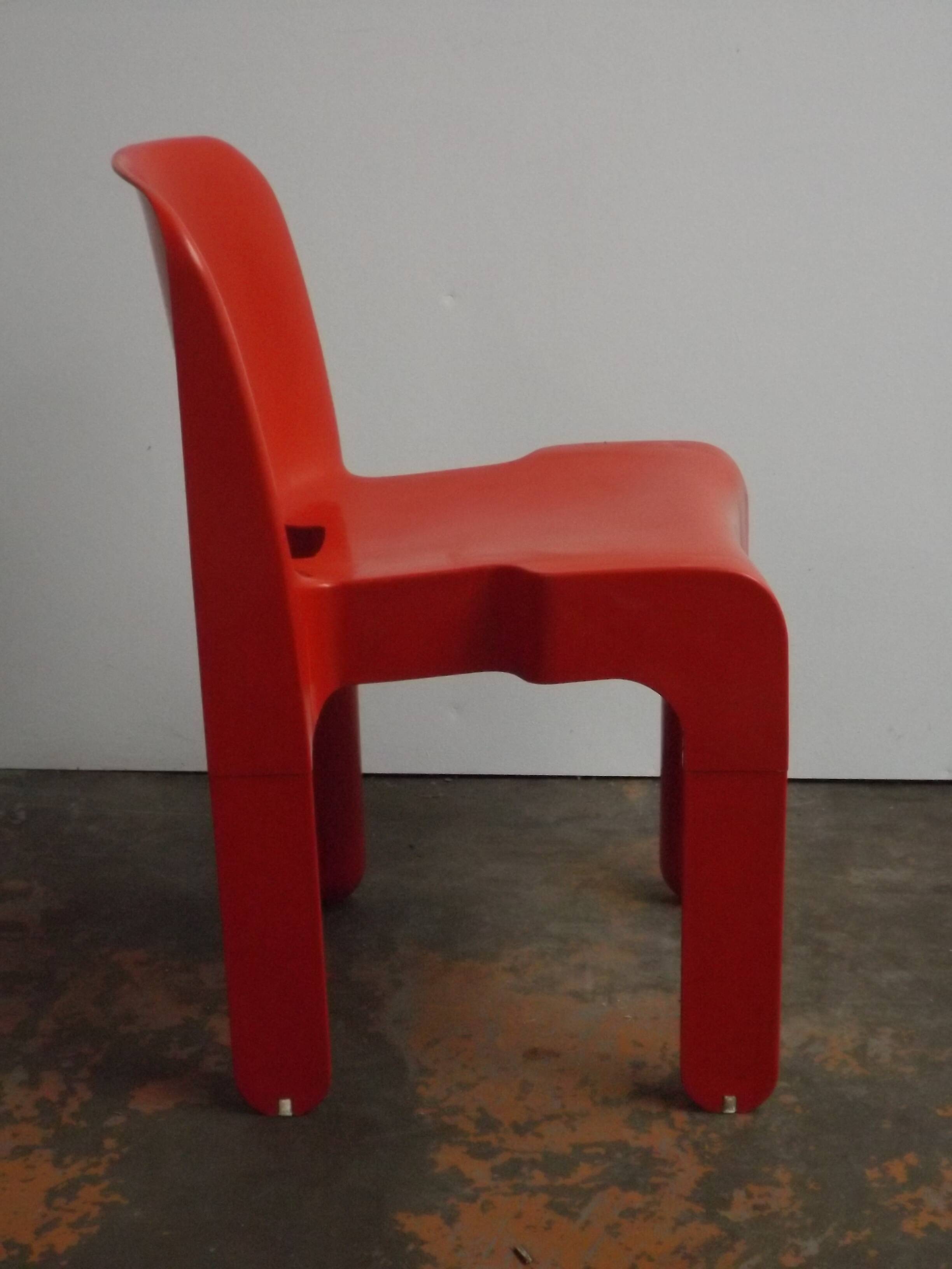 Universal chair by Joe Colombo