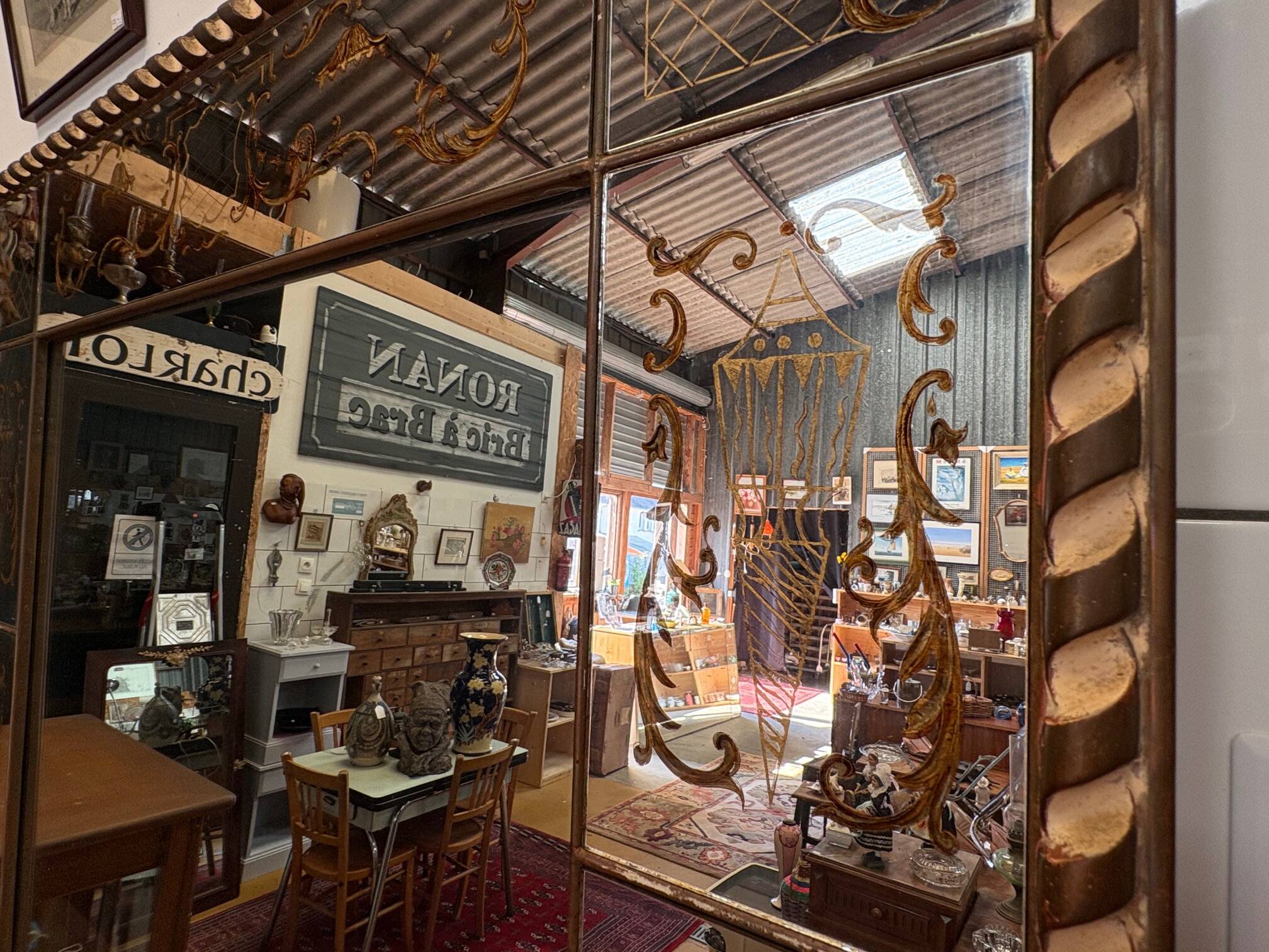 Large antique engraved and gilded wall mirror – Venetian style