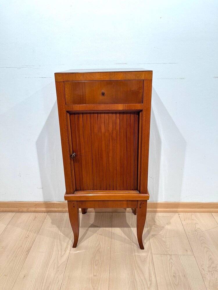 Biedermeier Pillar Cabinet in Cherry Veneer, 1820