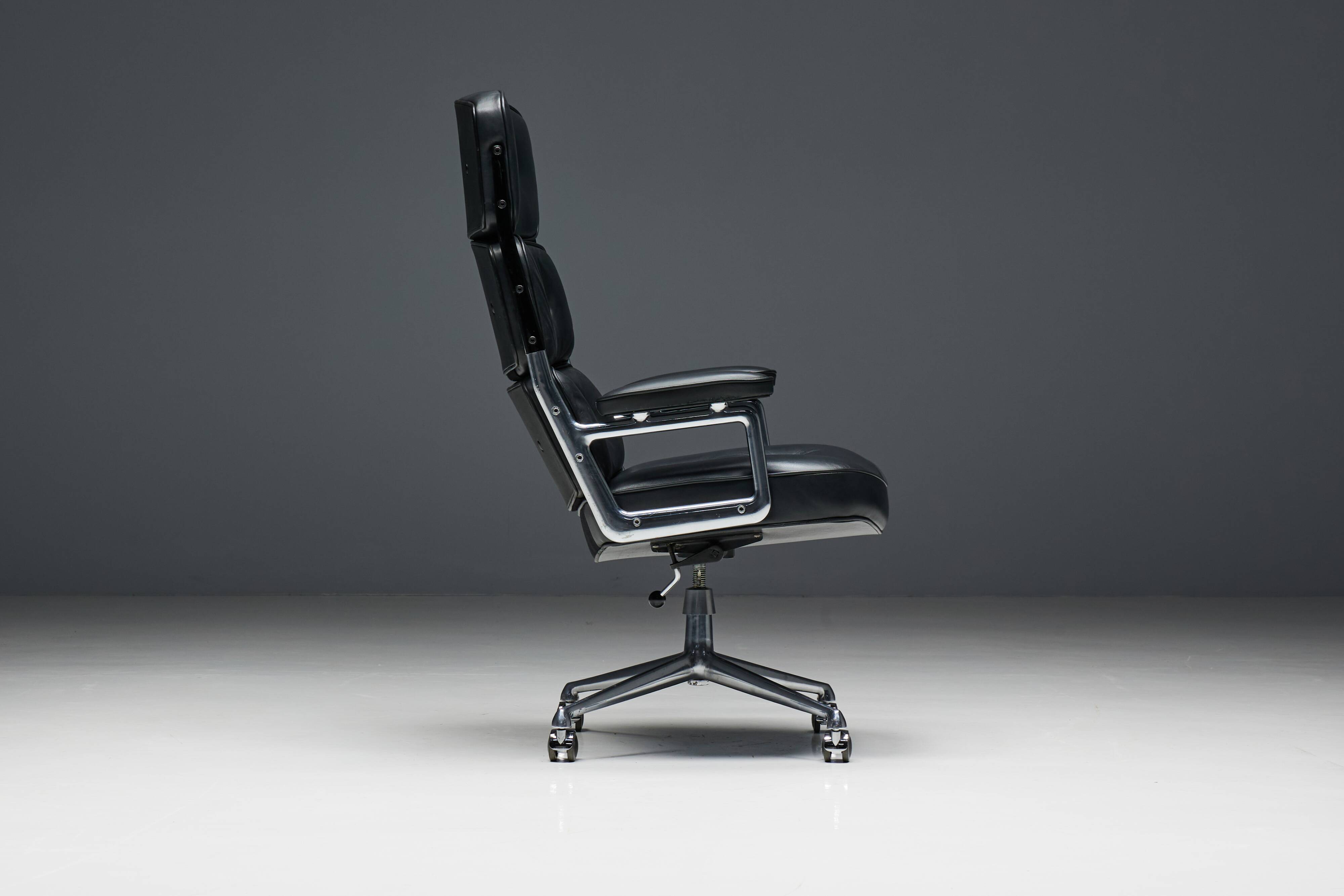 Lobby Desk Chair ES104 by Charles & Ray Eames for Herman Miller, USA, 1960s