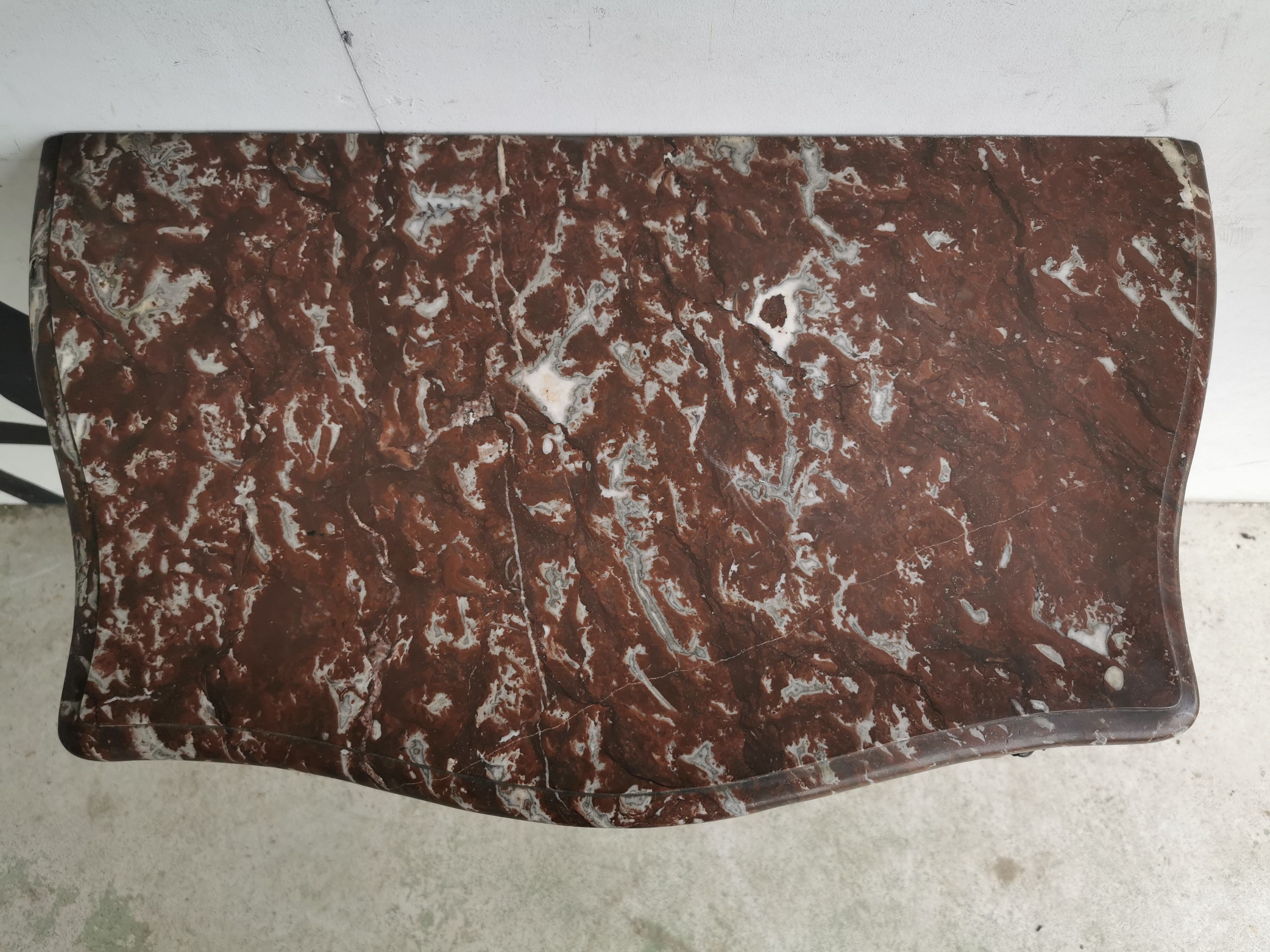 Dresser xxth rosewood top marble