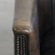 Fauteuil club noir/gris en cuir de mouton