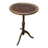 pedestal table