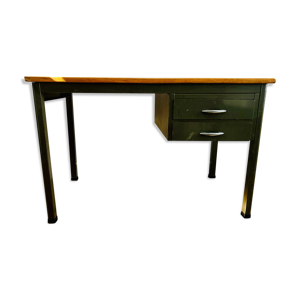bureau vintage industriel