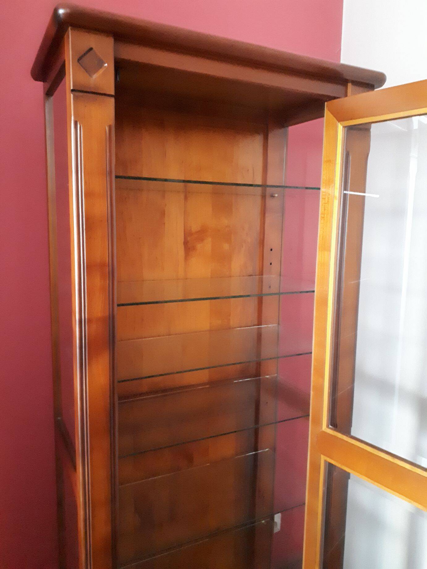 Cherry wood display cabinet with 6 adjustable glass shelves – Drimmer brand