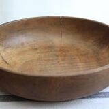 Round wooden dish