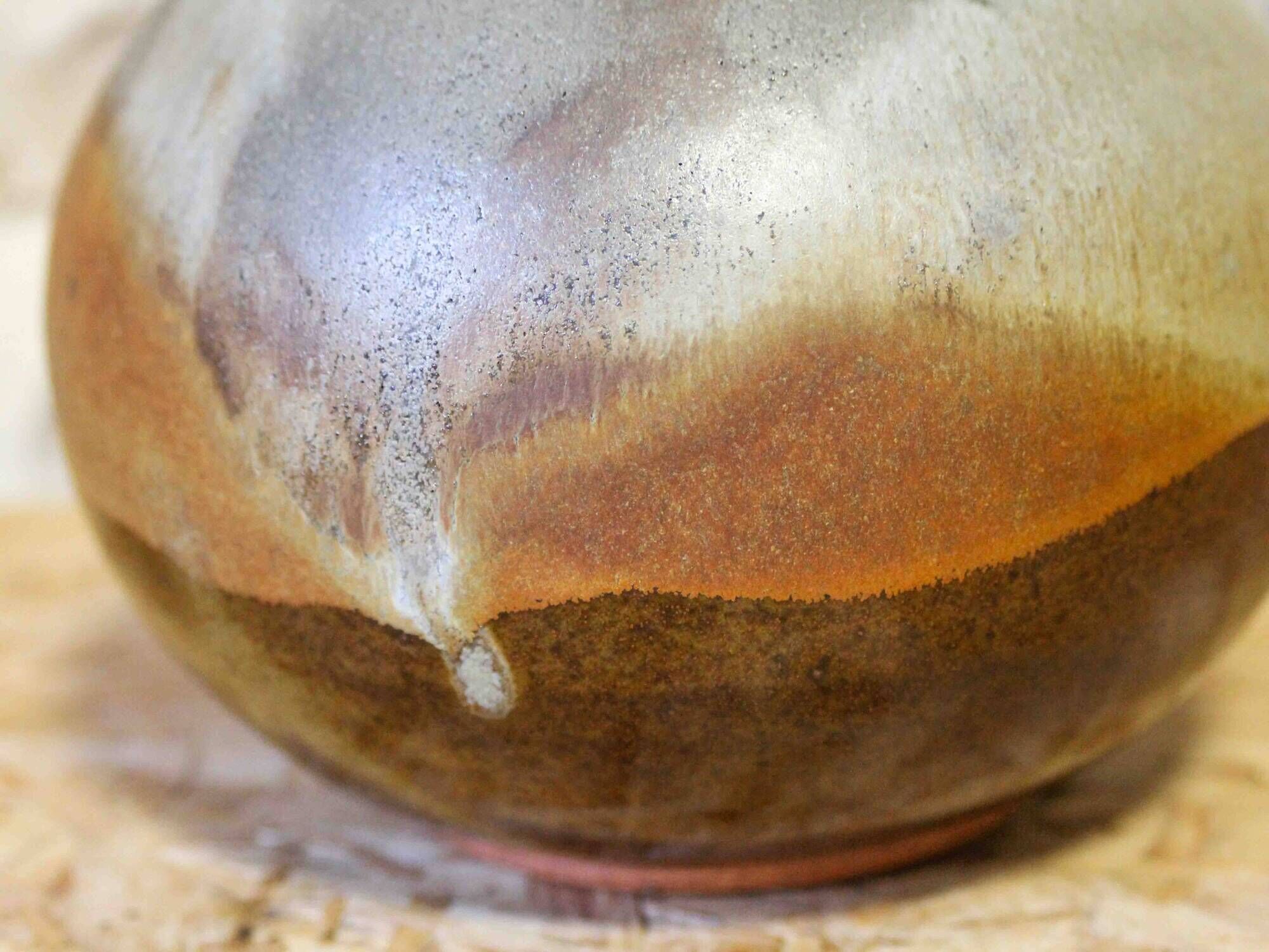 Pichet boule en grès émaillé par Christophe Bonjean