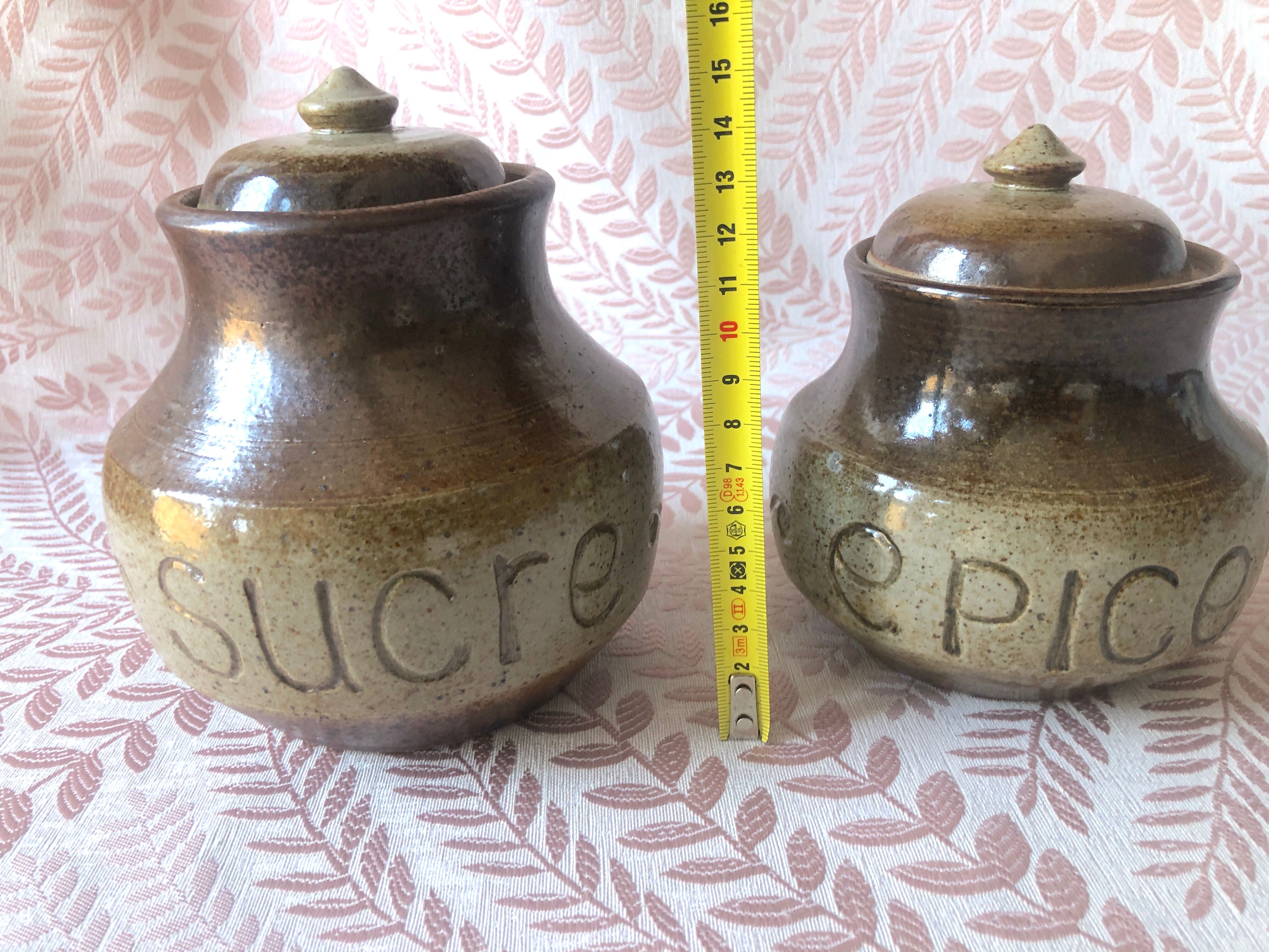 Pots à épices en grès véritable