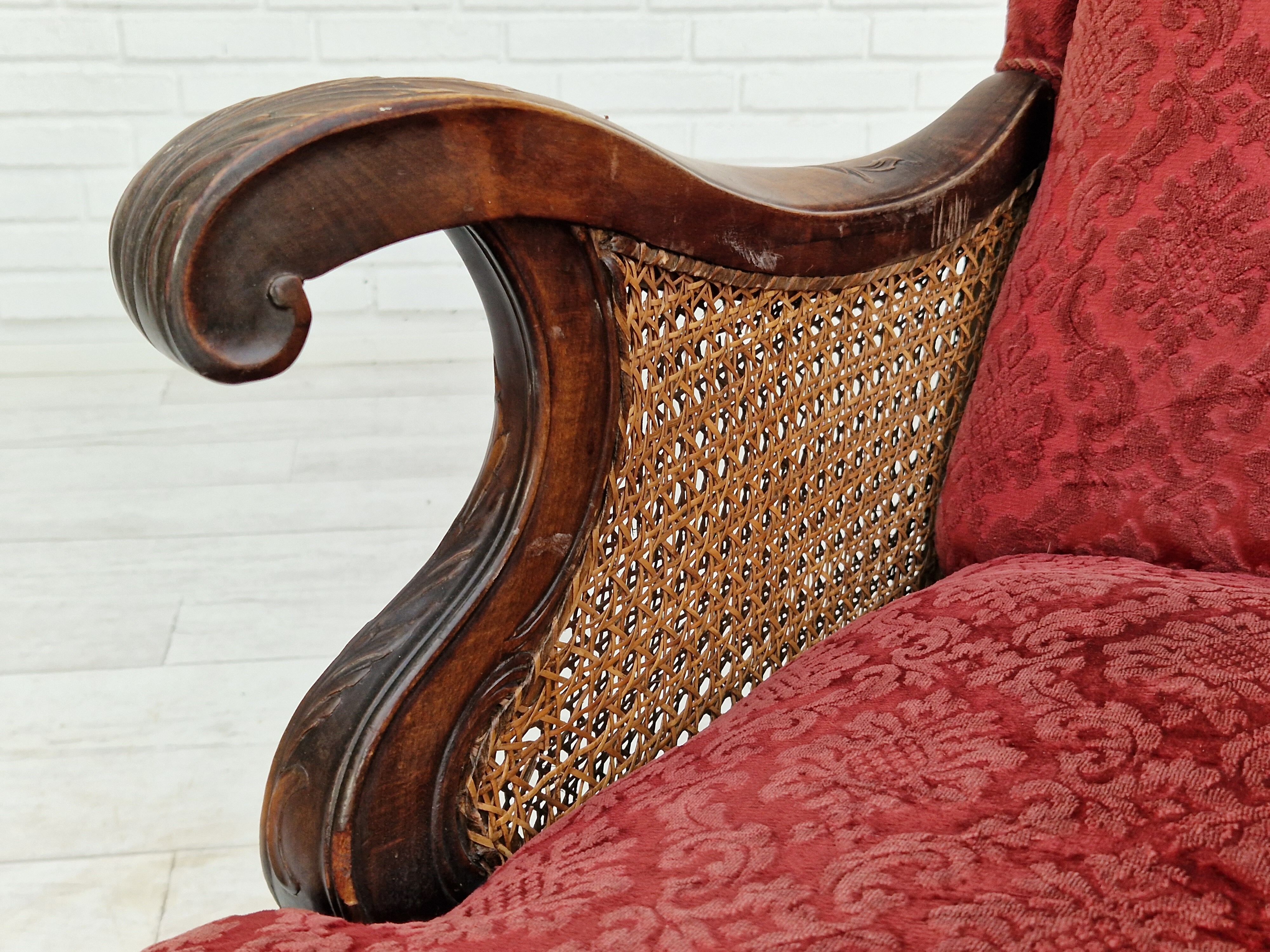 Fauteuil danois en bois de frêne et velour années 1930