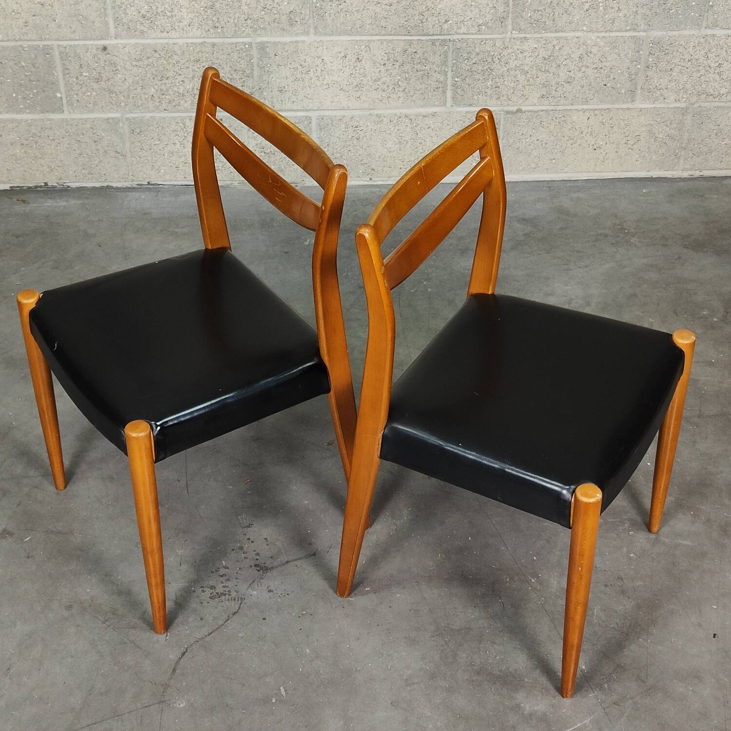 Pair of Scandinavian style chairs 1970