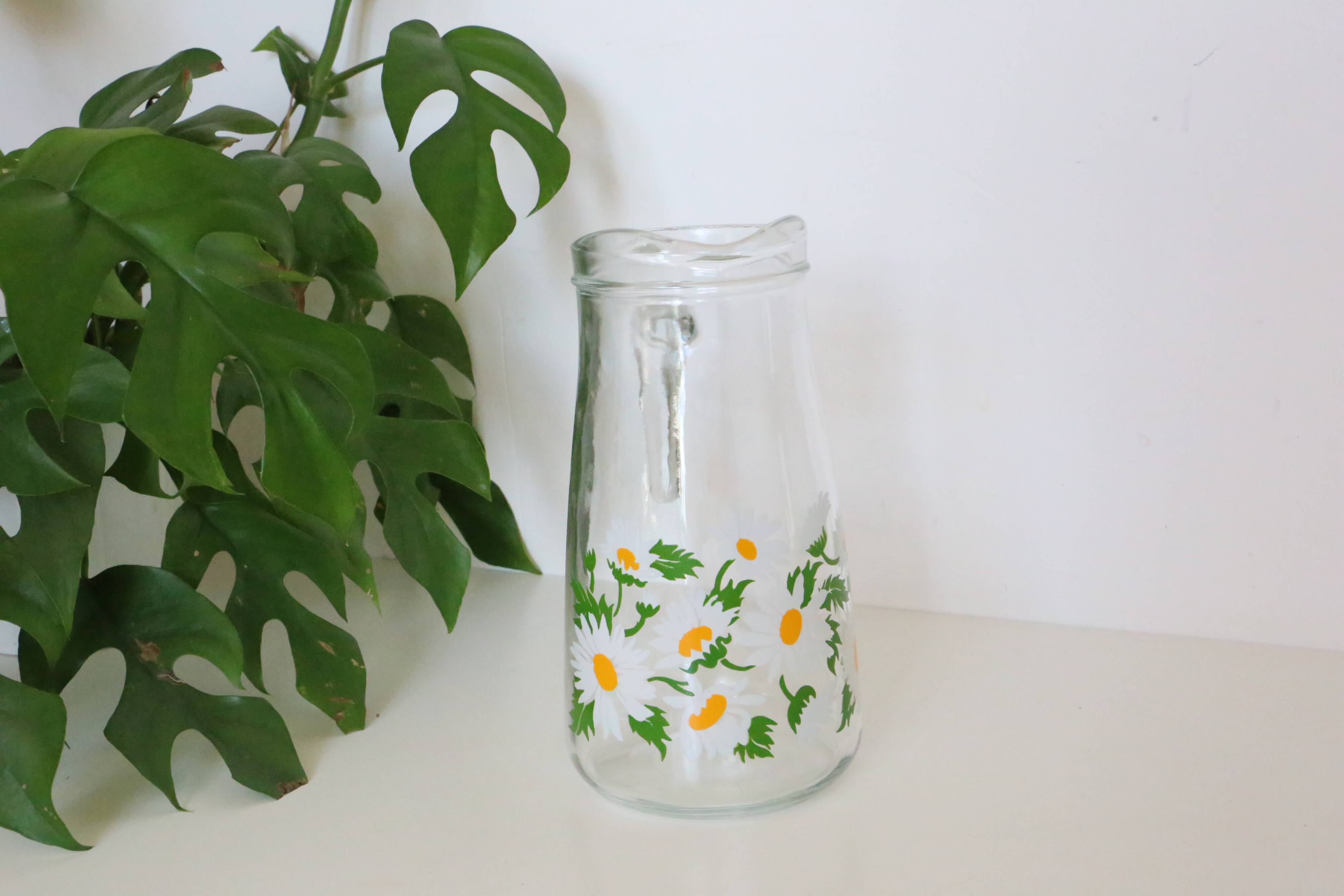 Lemon pitcher daisy patterns, 70s
