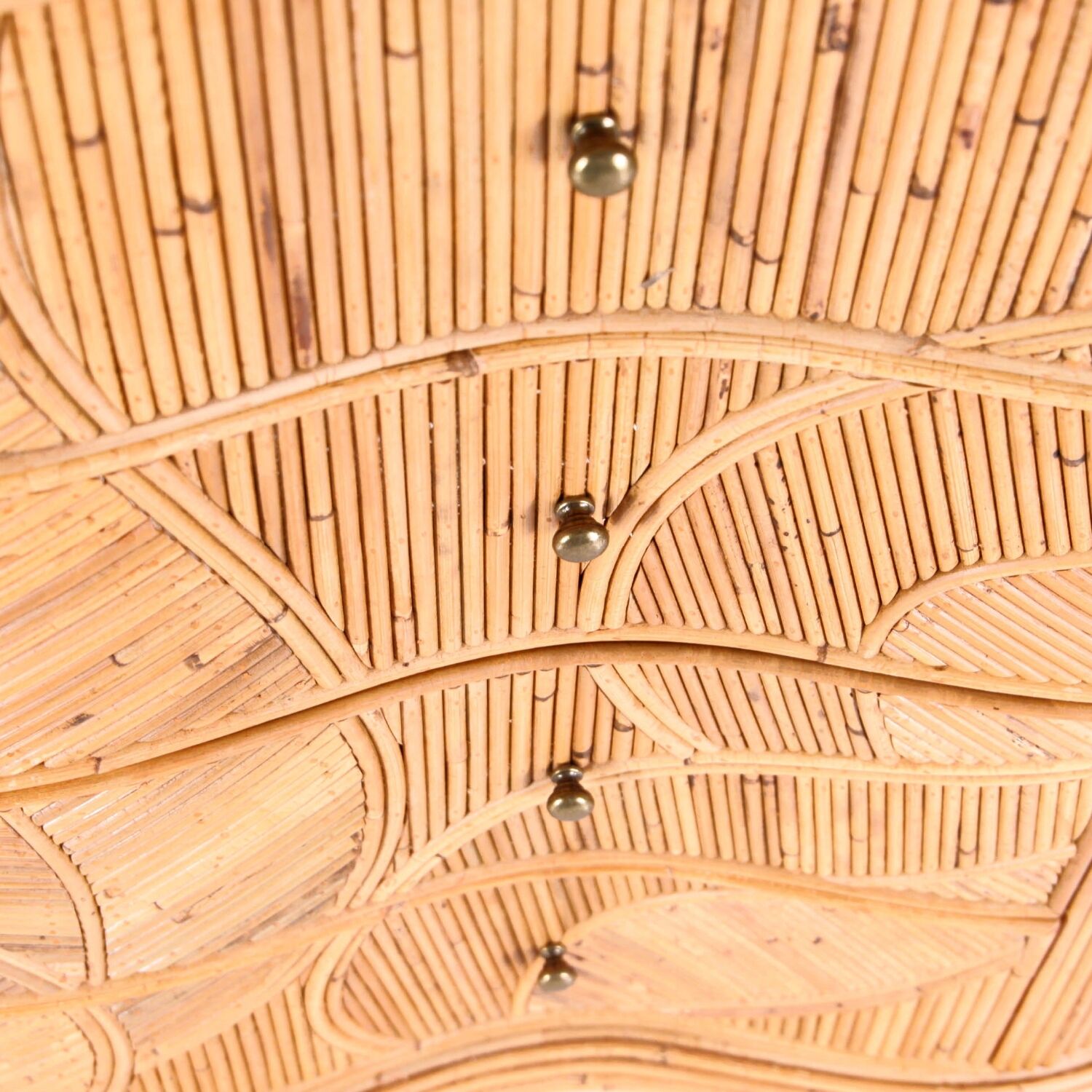 Curved chest of drawers with 4 rattan drawers