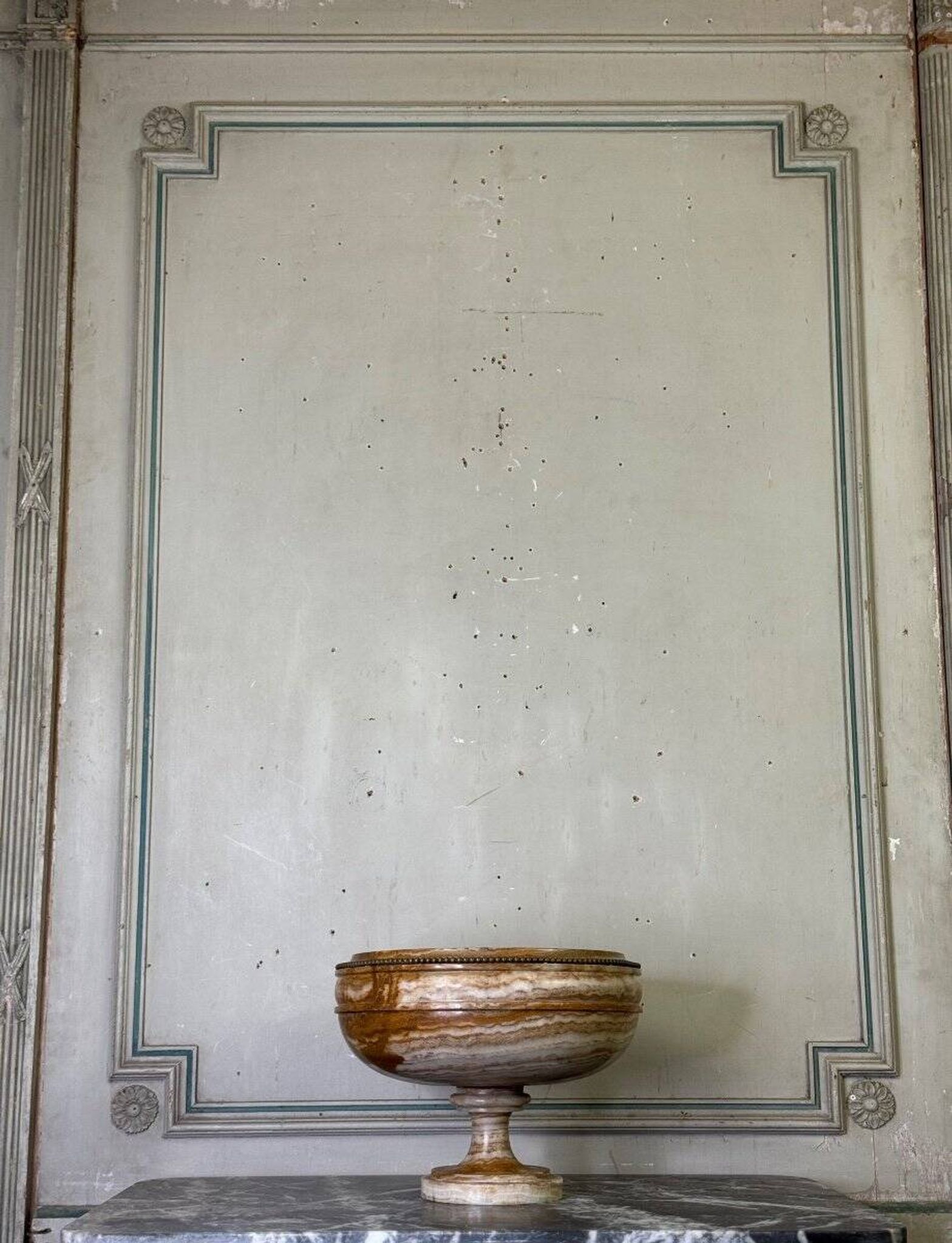 Deep onyx and bronze beaded bowl circa 1900