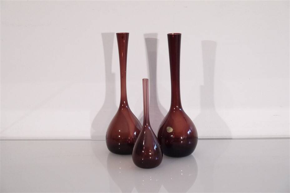 Set of purple Scandinavian vases 1970