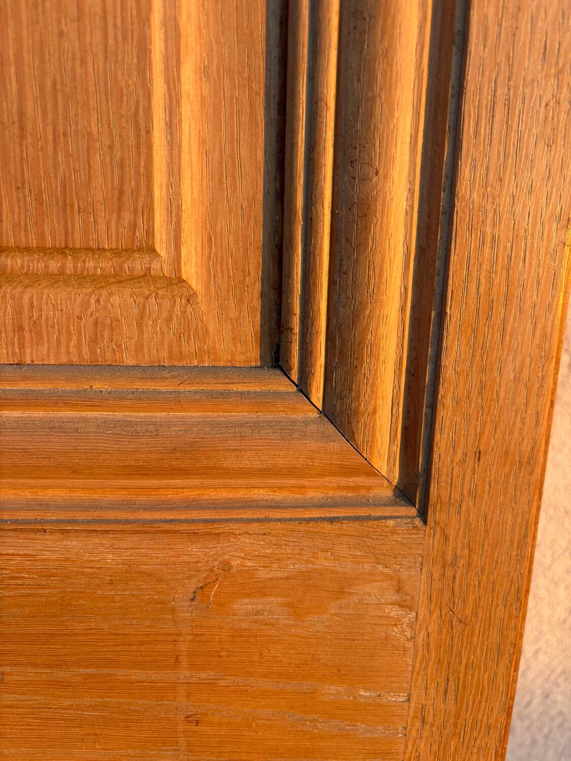 Double doors in solid oak