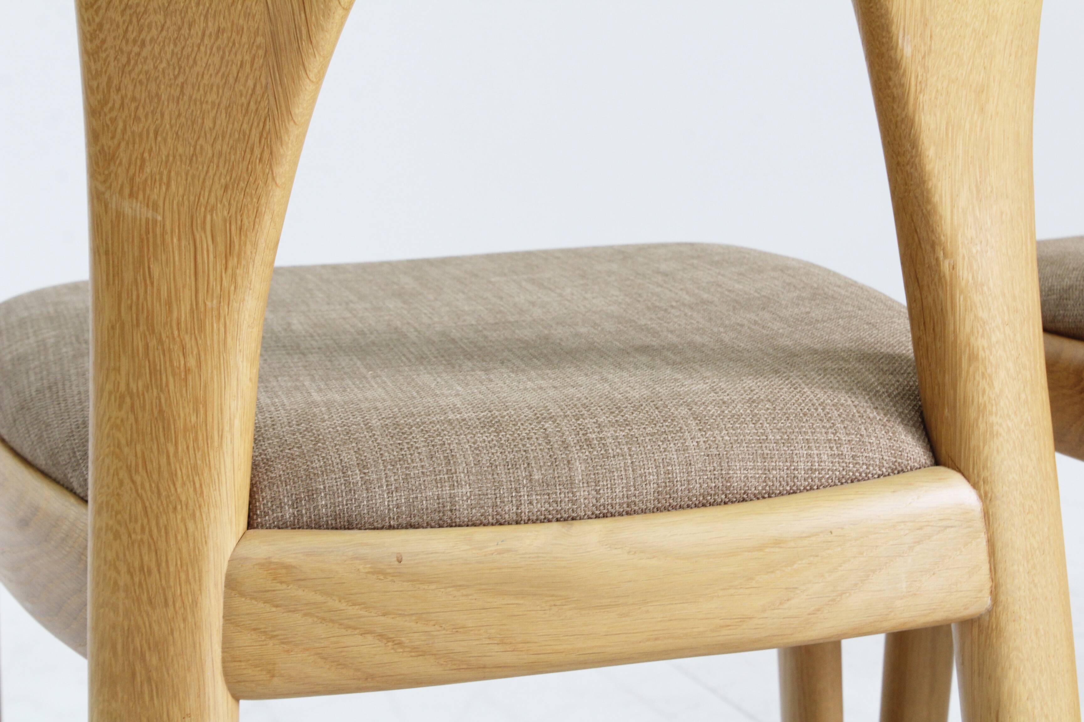 Chaises de salle à manger vintage danoises par Niels Koefoed en chêne massif, 1960s, Set de 4