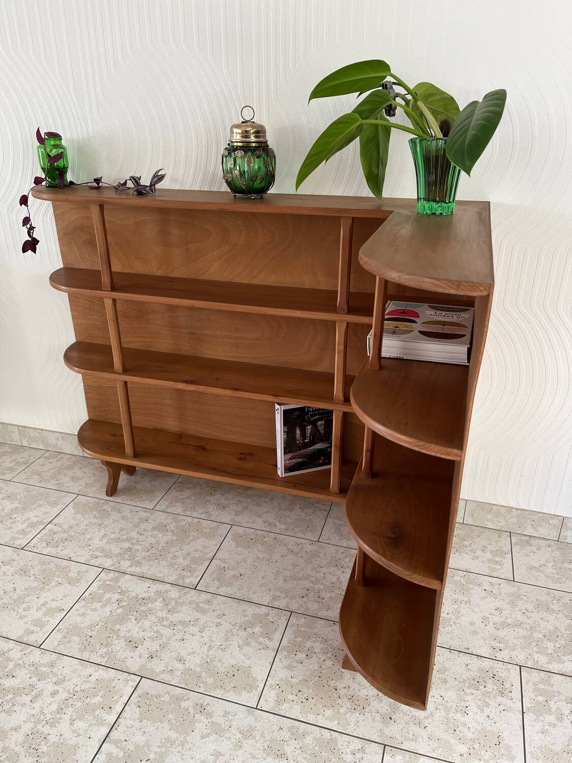 Corner bookcase shelf from the 60s ART DECO