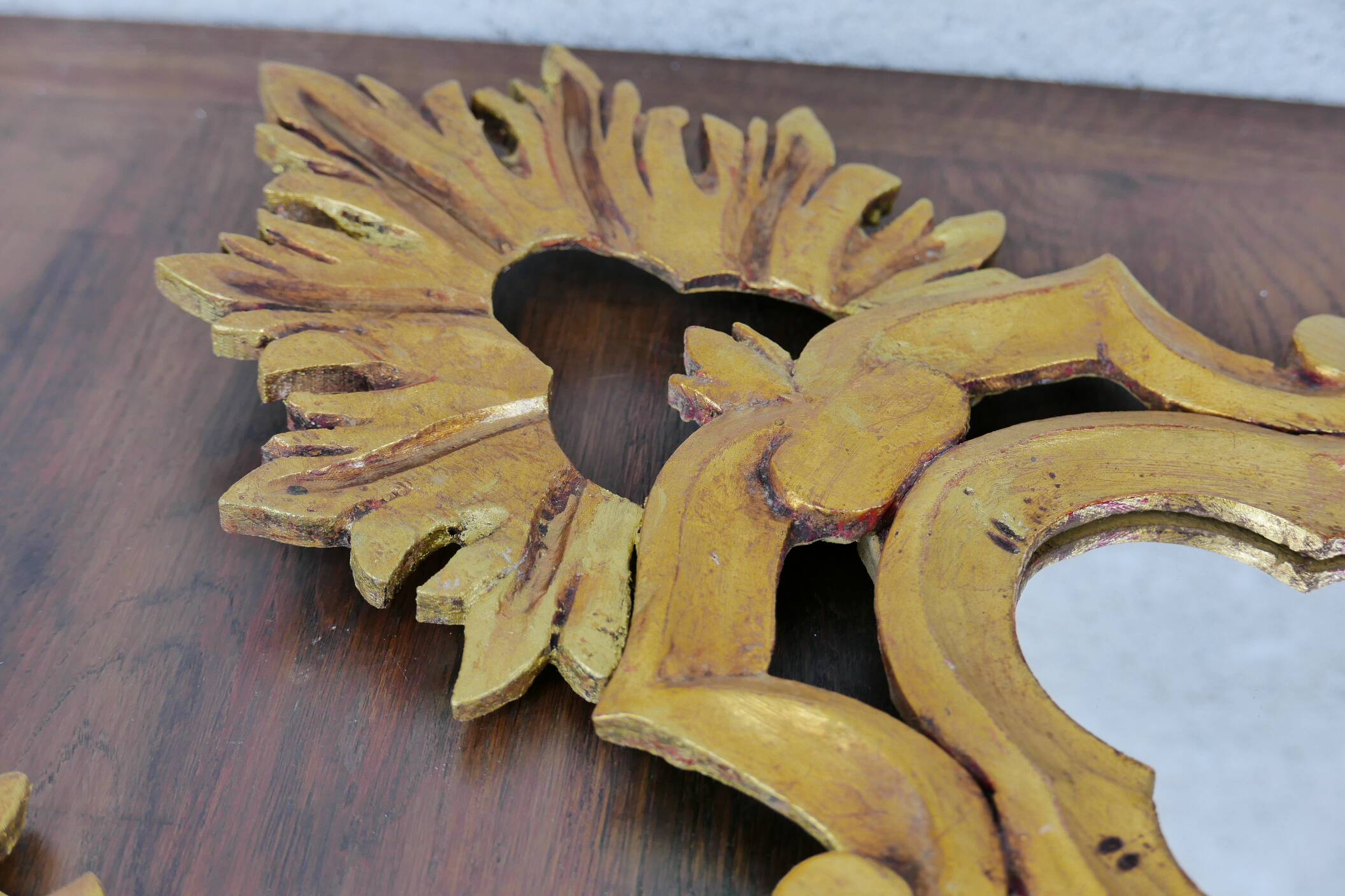 Paire de miroir bois doré.