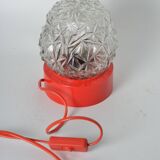 red globe lamp