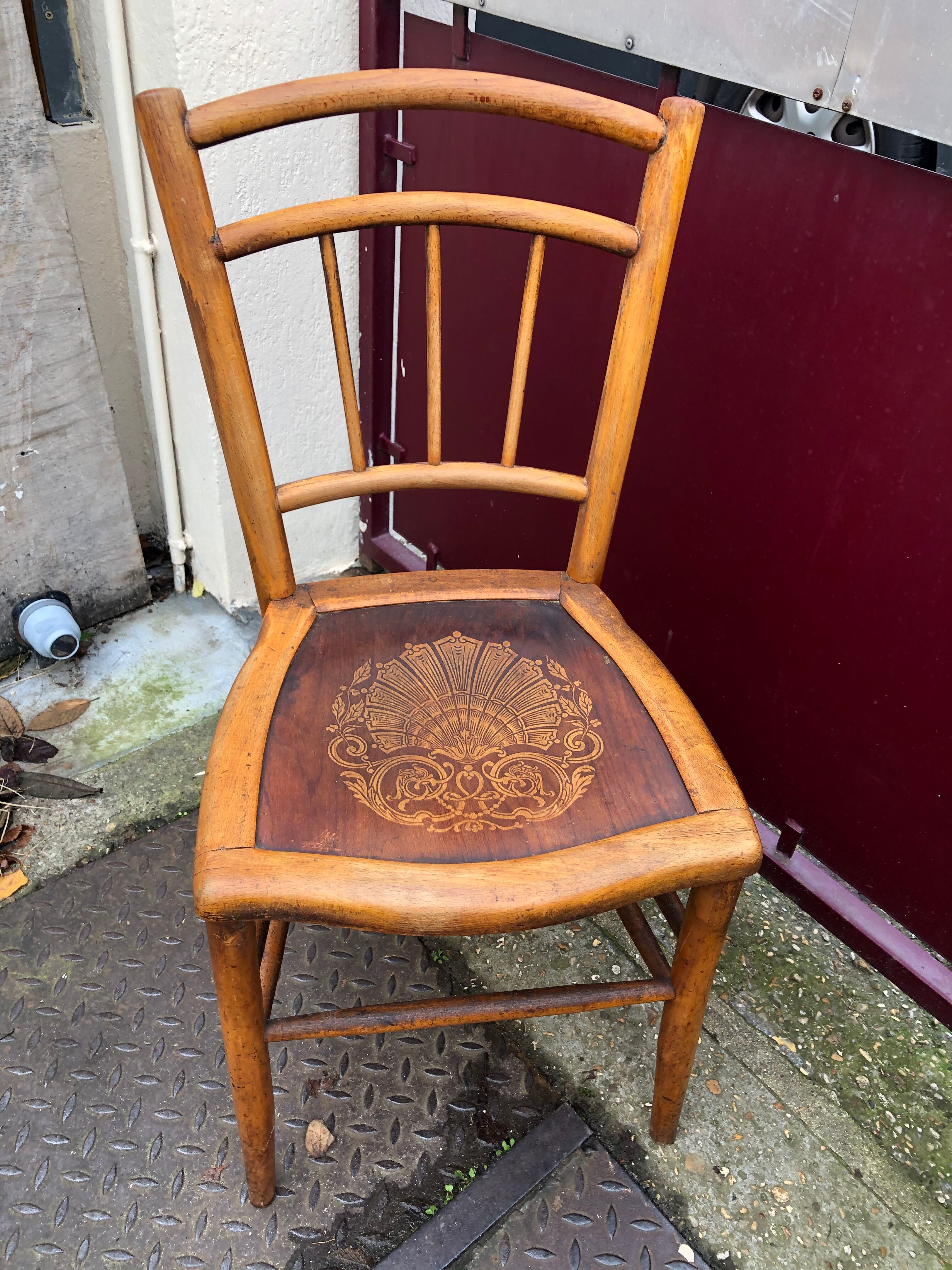 Bistro chair