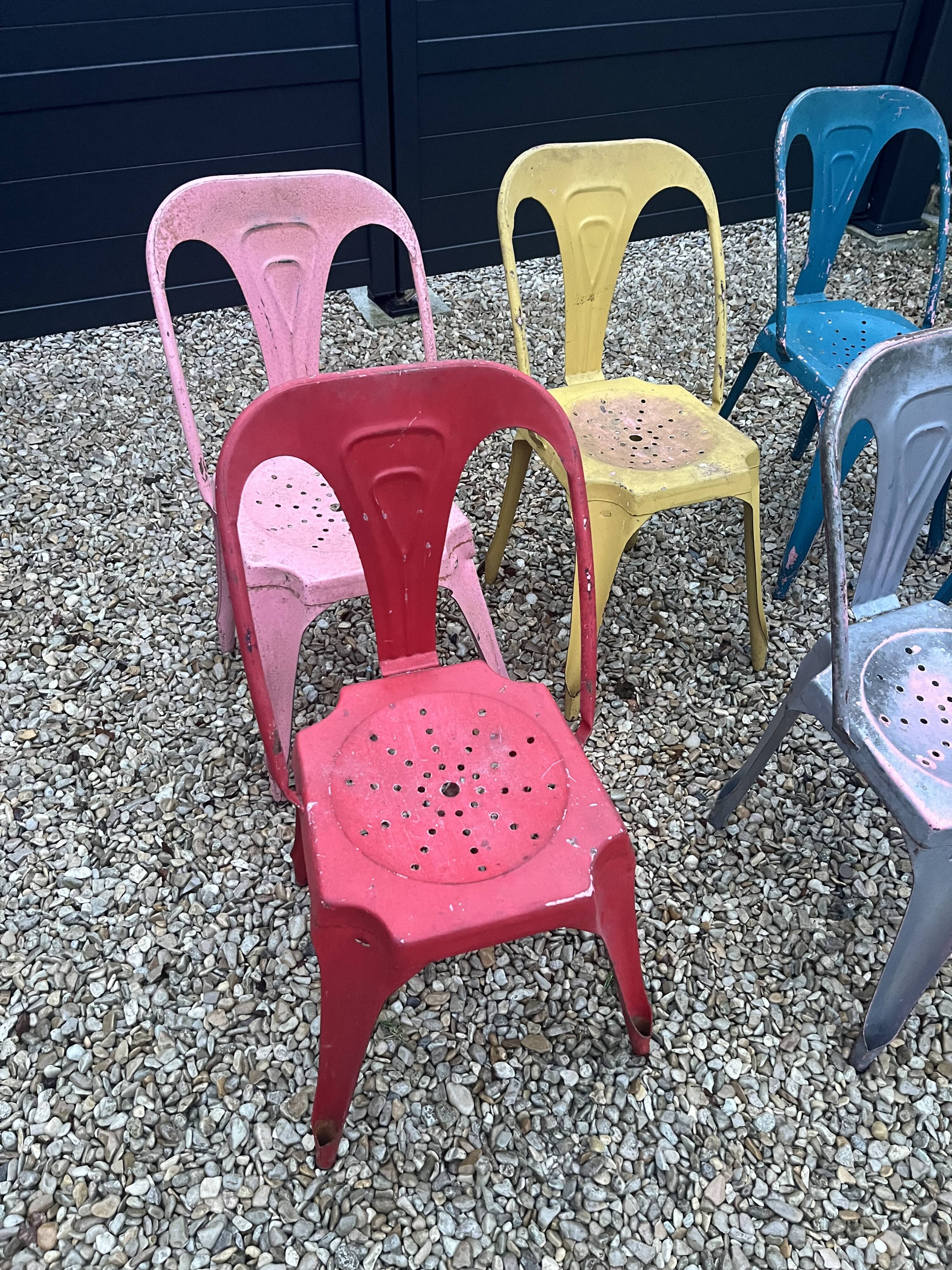 8 chaises Multipl's par Joseph Mathieu, années 50