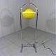 Lampe de sol en pot de fleurs jaune Cosack des années 1960-70.