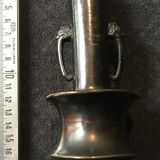 Vase soliflore à col étroit en bronze Chine XIXe