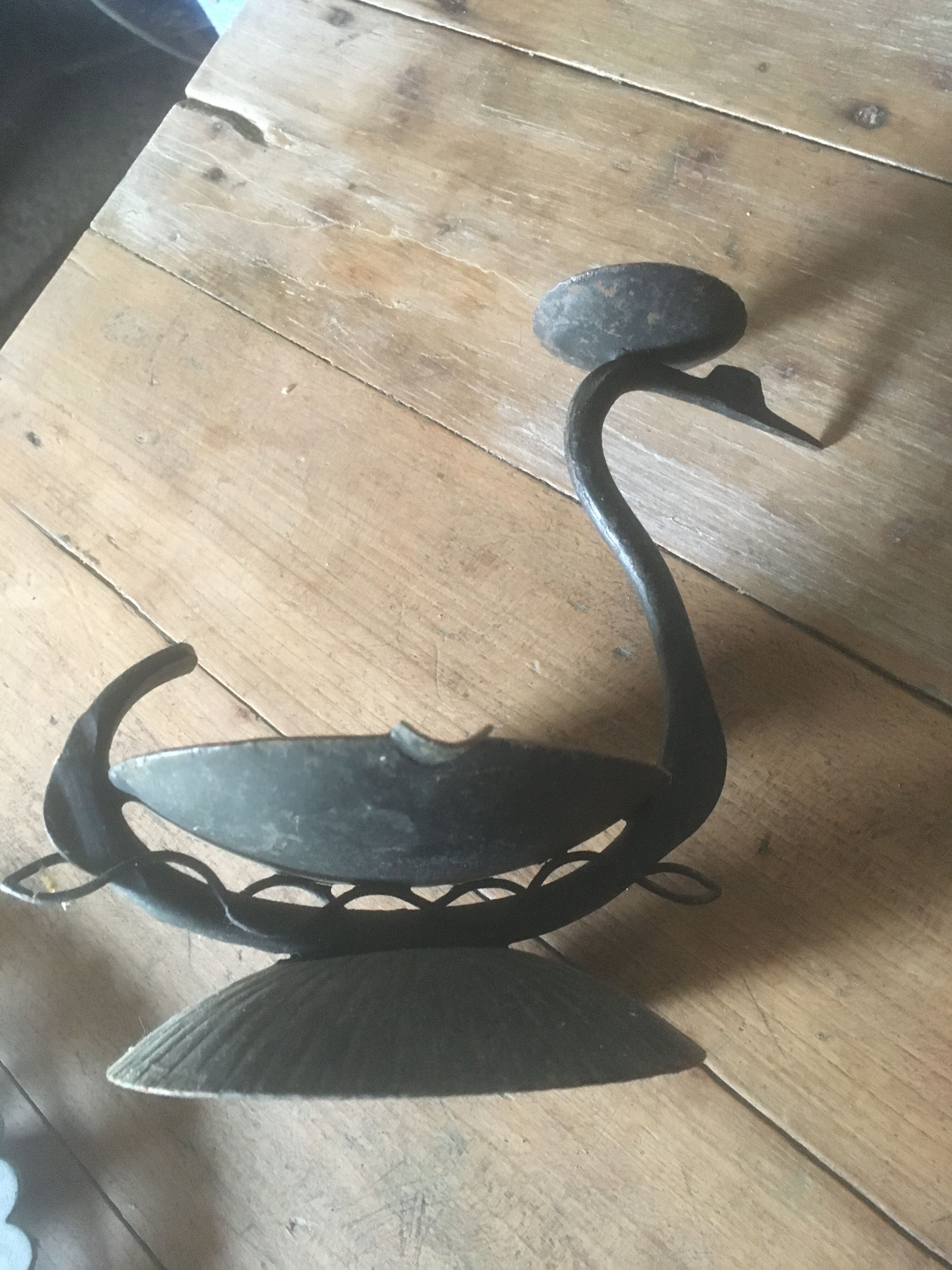 Cendrier en métal (et porte bougie)