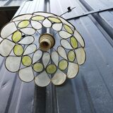 Mother-of-pearl lampshade suspension