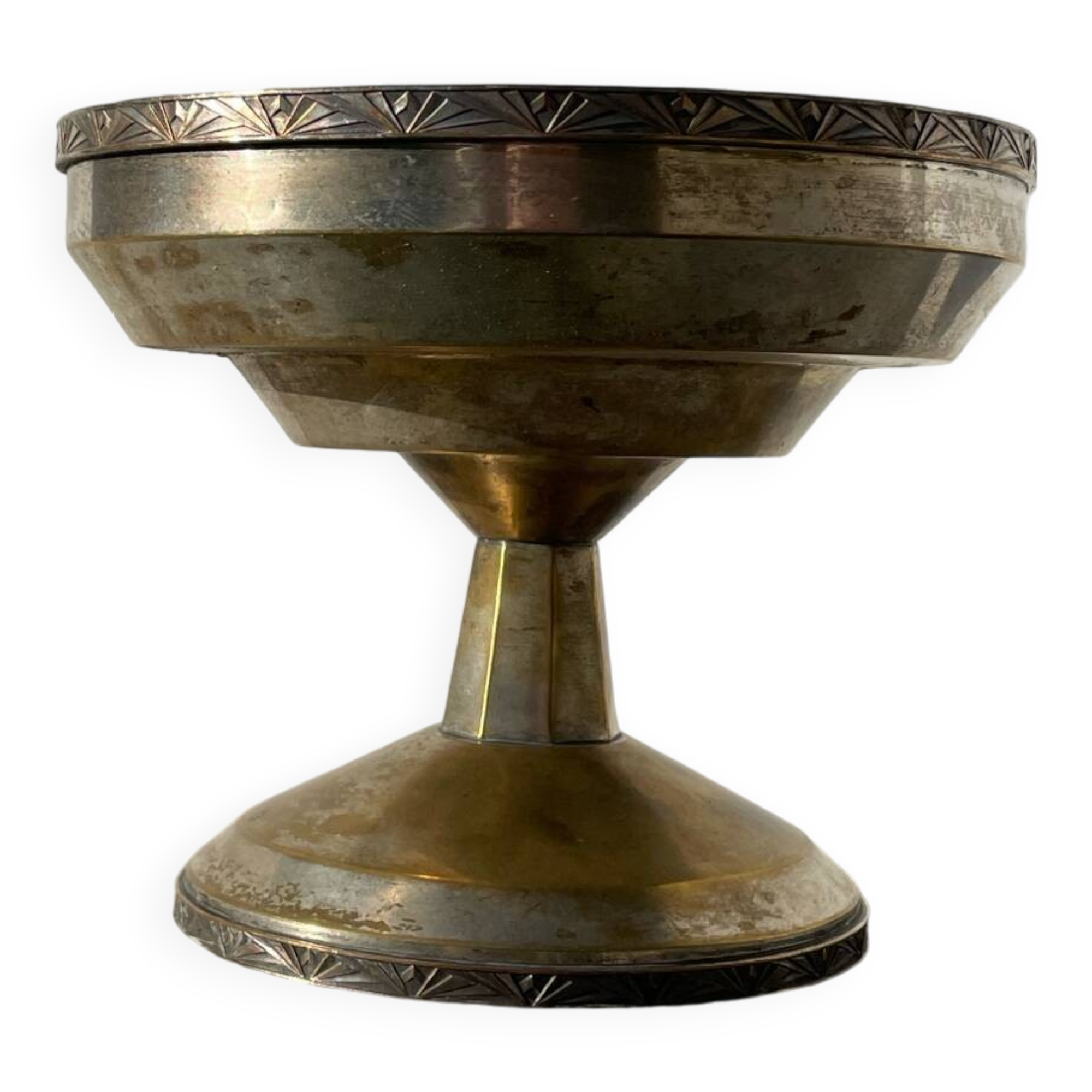 Art Deco footed cup in silver metal