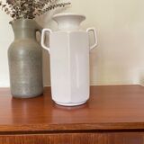 White ceramic ansé vase