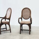 Ensemble de deux chaises d'appoint bohèmes sculpturales
