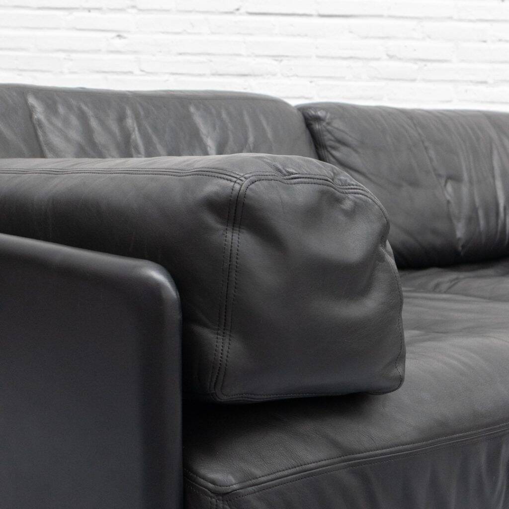 De Sede DS-76 two-seater sofa