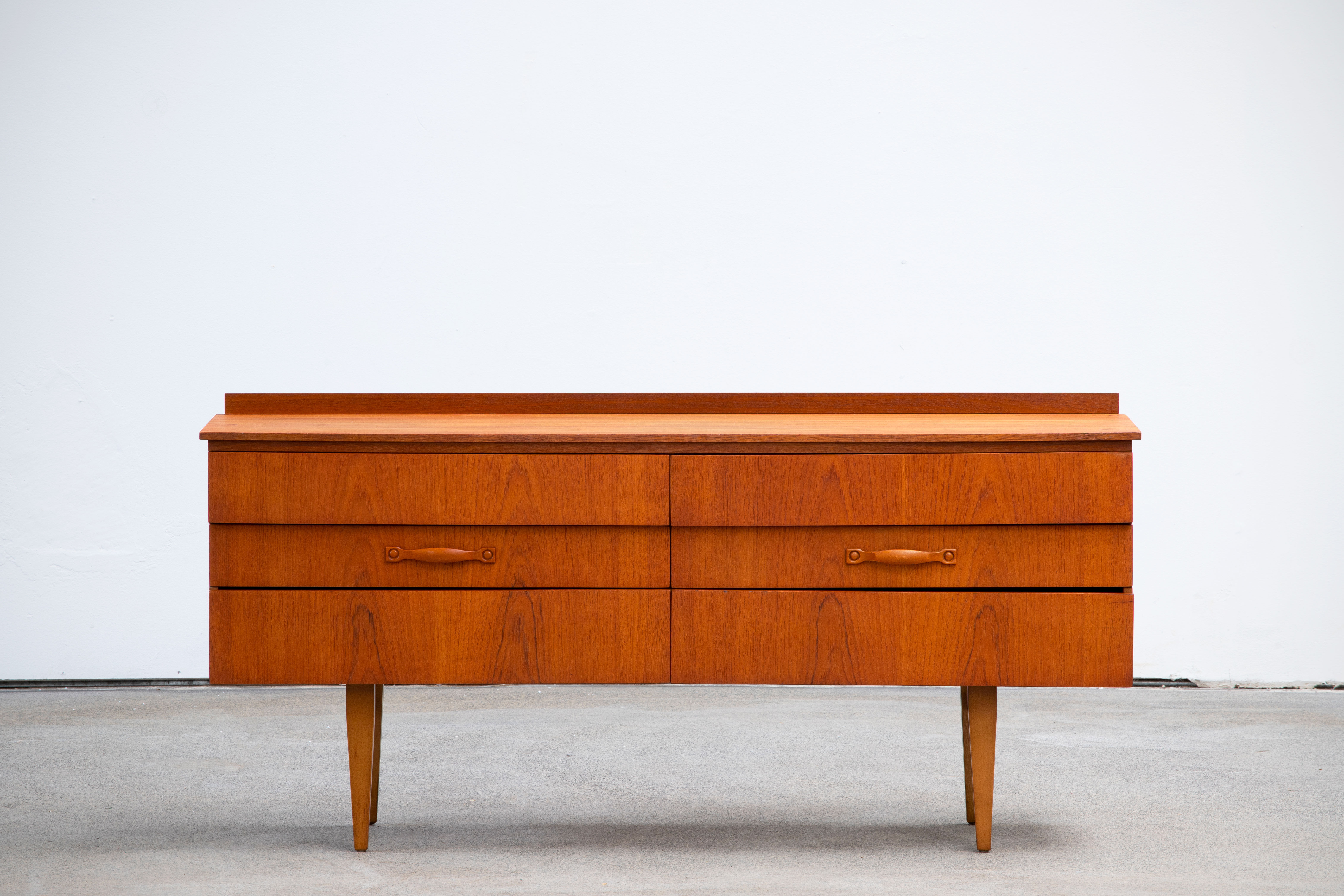 Vintage Scandinavian enfilade - EJVIND – 152 cm