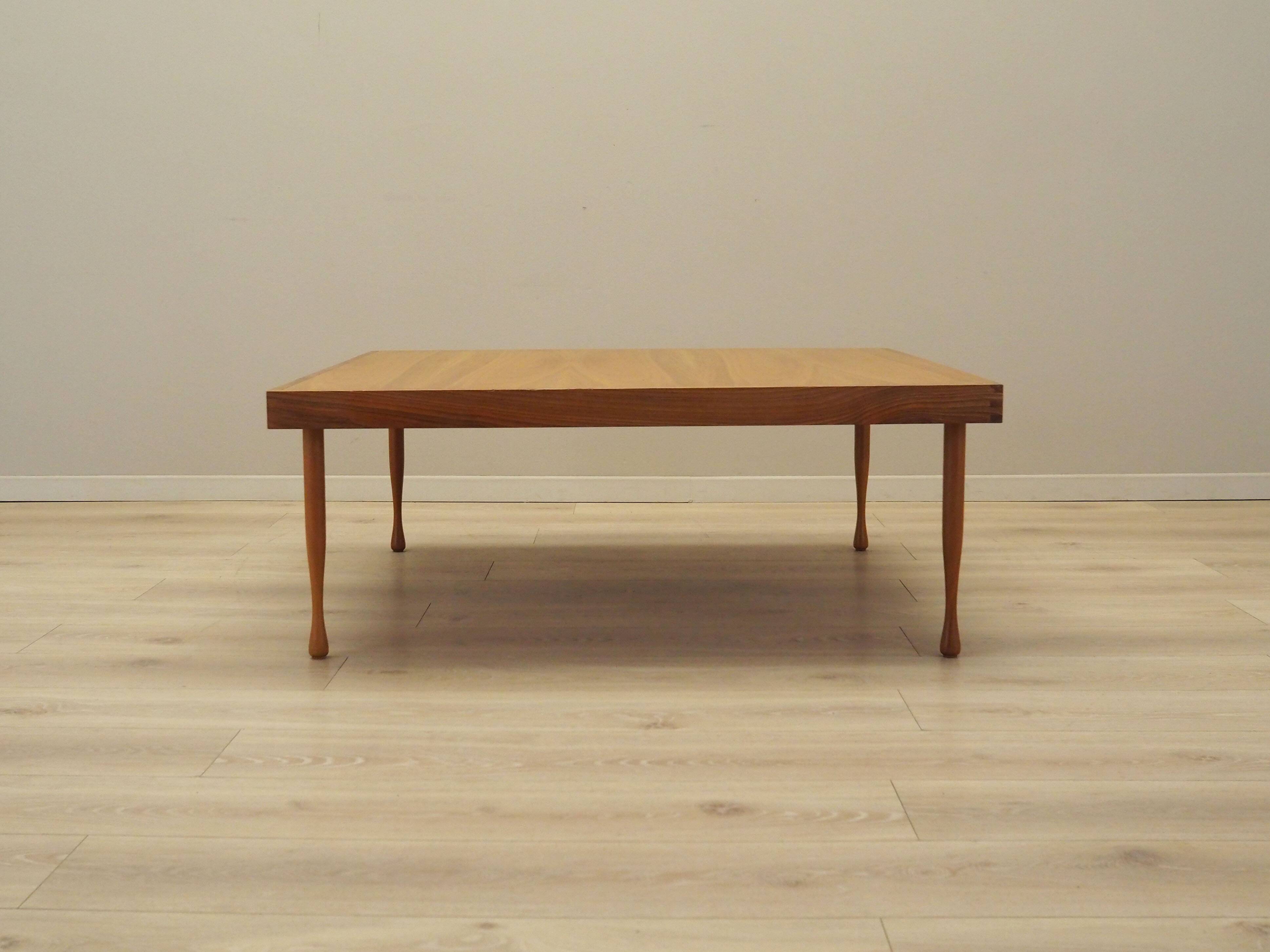 Mahogany coffee table, Italian design, 1970s, production: Italy