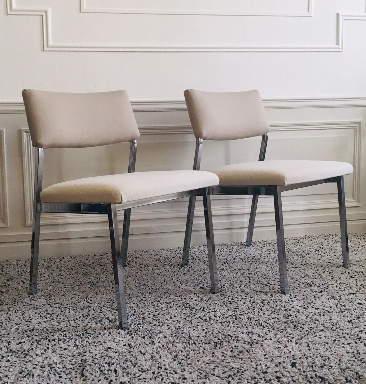 Pair of seats wide vintage