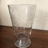 Vase en cristal taillé