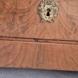 Empire-style chest of drawers with 4 drawers in light walnut, 19th century.