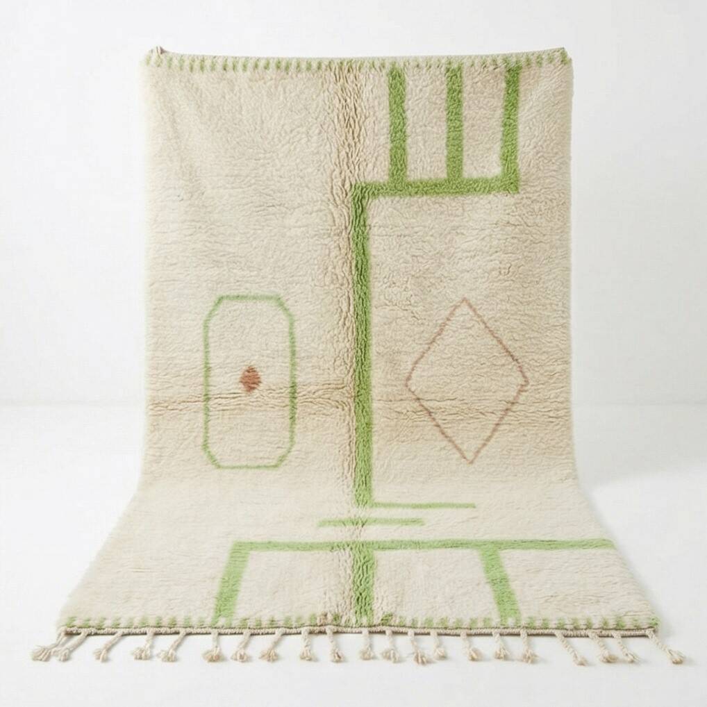 Moroccan rug in Azilal green tone.