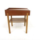 Table de chevet scandinave en teck et en chêne, Suède, 1960