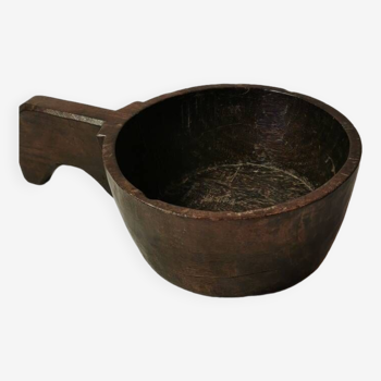 Ancien pot seau coupe bol en bois massif avec poignée art populaire inde ?