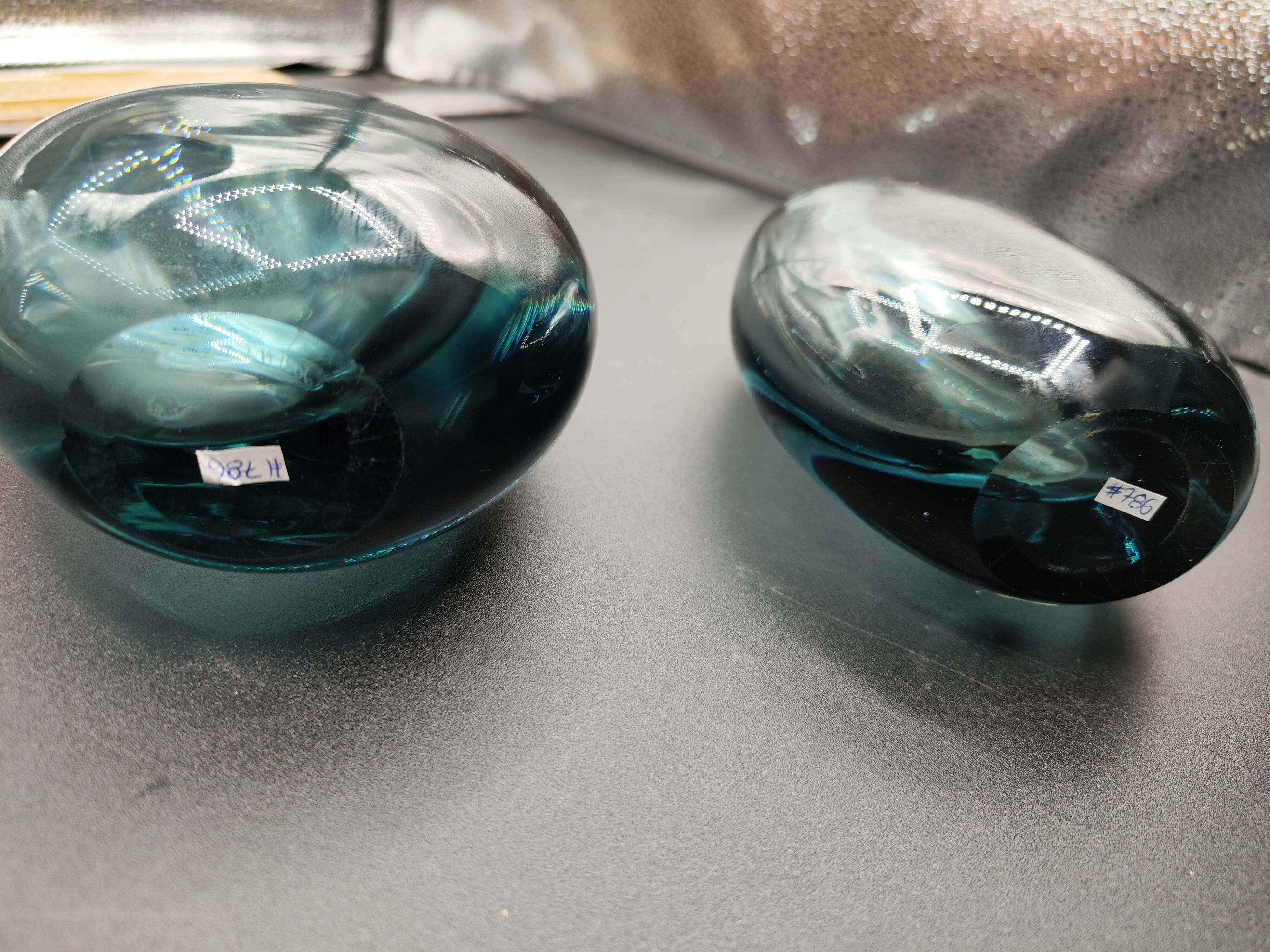 Pair of vases kosta lh1606 vicke lindstrand circa50/60