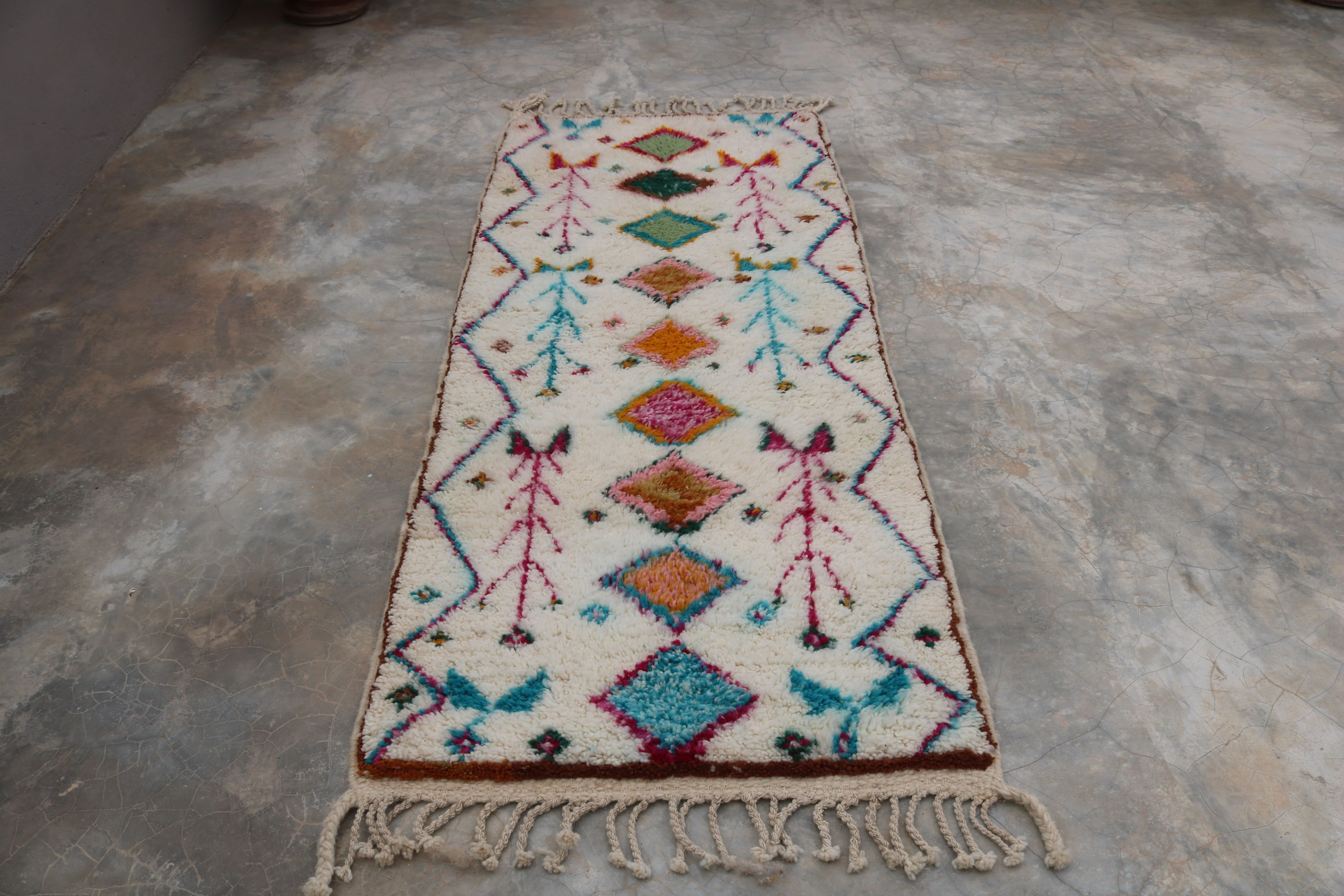 Handwoven coloured wool rug, 190 x 90 cm - R320