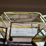 4 anciennes boites à bijoux en verre, laiton et miroir